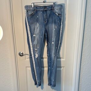 Decibel Men’s Jeans Lightwash White Stripes Distressed Splatter Size 38/32